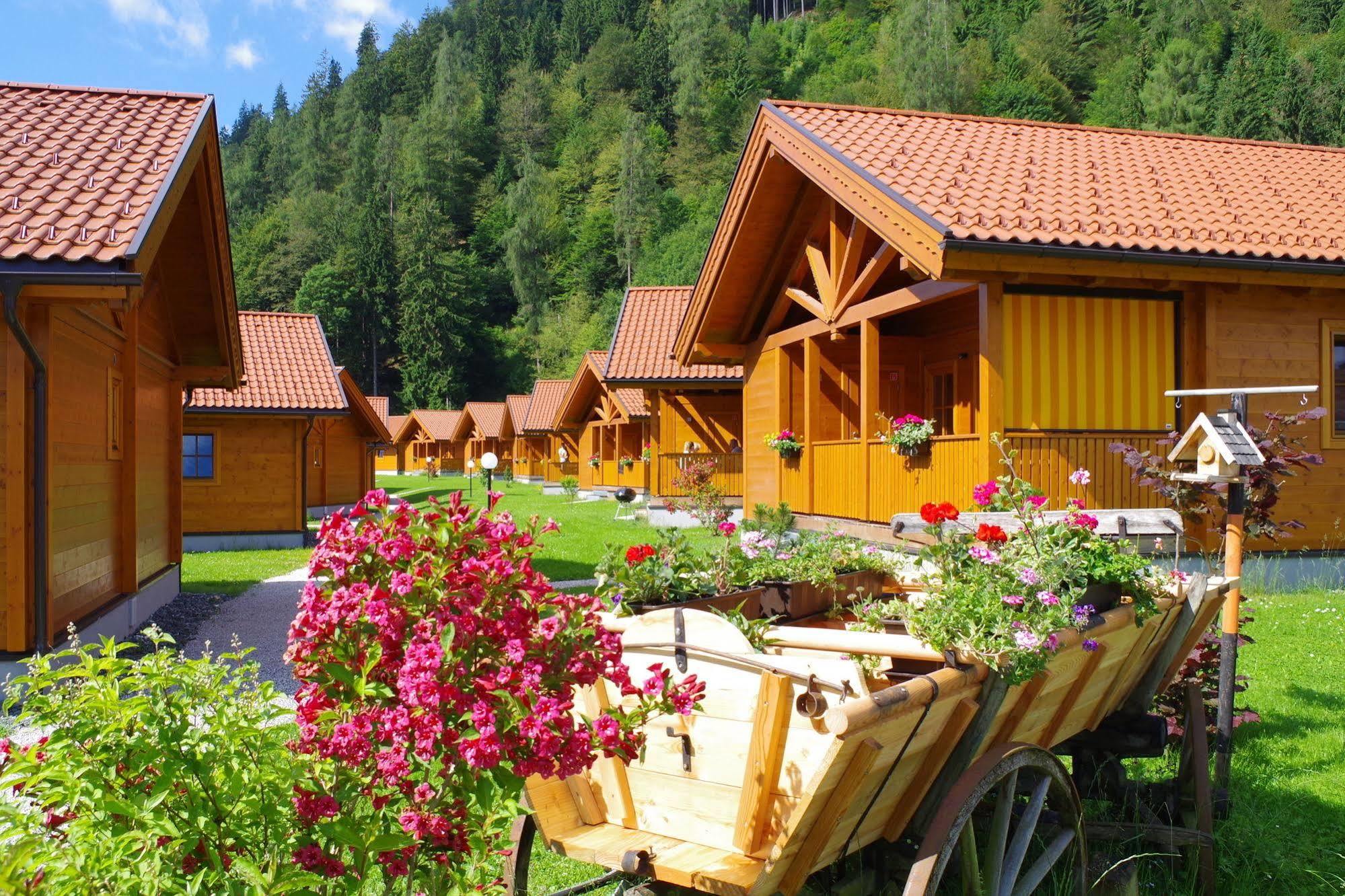 Feriendorf Oberreit Hotel Maishofen Buitenkant foto